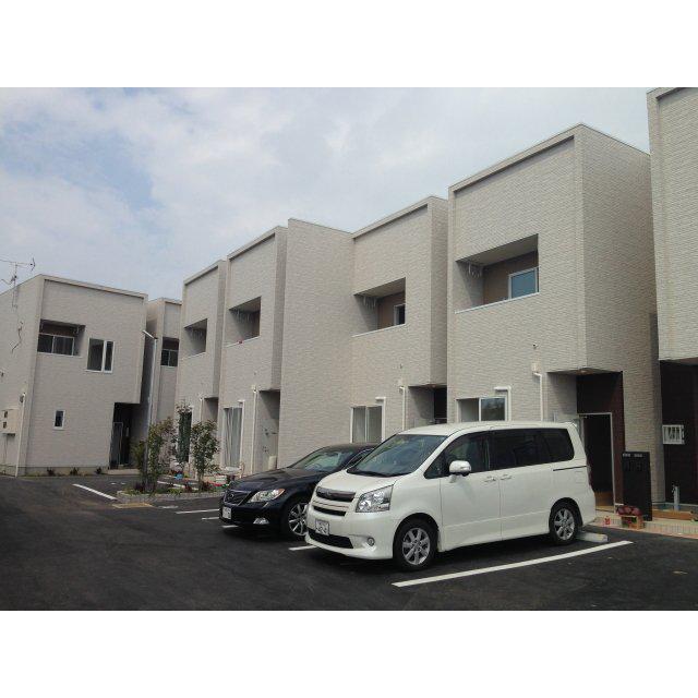 福岡県糟屋郡新宮町のアパート外観